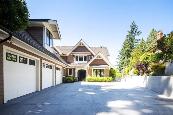 2645 Rosebery Avenue, West Vancouver For Sale - image 35
