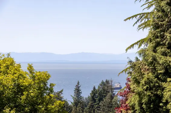 2645 Rosebery Avenue, West Vancouver For Sale - image 39