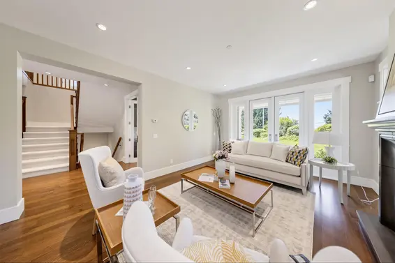 2645 Rosebery Avenue, West Vancouver For Sale - image 5