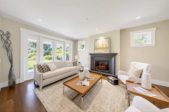 2645 Rosebery Avenue, West Vancouver For Sale - image 6