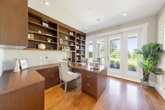 2645 Rosebery Avenue, West Vancouver For Sale - image 9