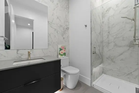 1200 Bedford Court, North Vancouver For Sale - image 18