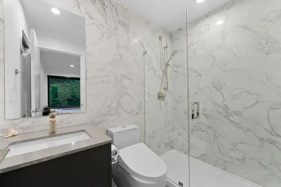 1200 Bedford Court, North Vancouver For Sale - image 25