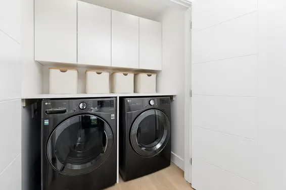 1200 Bedford Court, North Vancouver For Sale - image 32