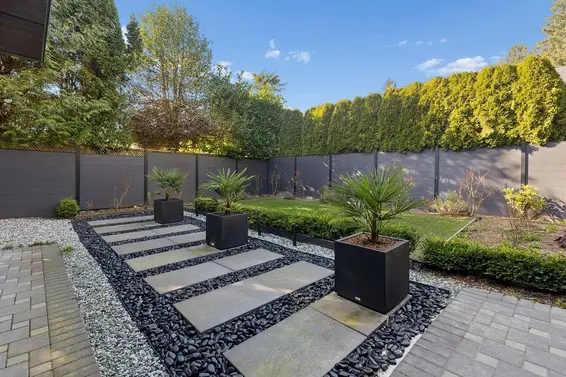 1200 Bedford Court, North Vancouver For Sale - image 36