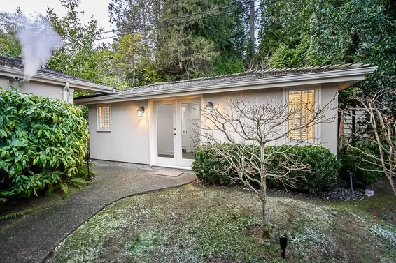 4480 Ross Crescent, West Vancouver For Sale - image 17