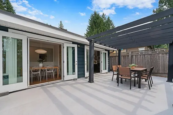 727 Crystal Court, North Vancouver For Sale - image 12