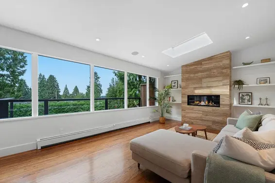 727 Crystal Court, North Vancouver For Sale - image 4