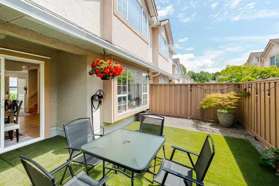 16 901 West 17th Street, North Vancouver For Sale - image 3