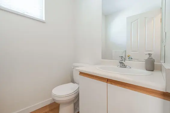 16 901 West 17th Street, North Vancouver For Sale - image 7