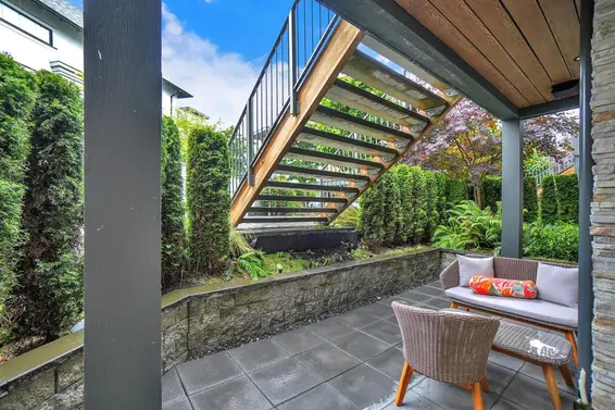 115 2060 Curling Road, North Vancouver For Sale - image 33