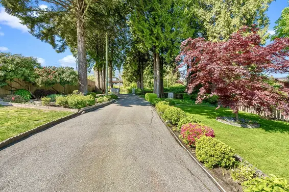 2560 Bellevue Avenue, West Vancouver For Sale - image 19