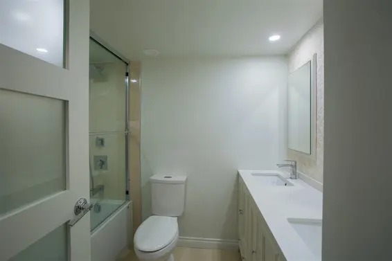 106 1745 Esquimalt Avenue, West Vancouver For Sale - image 10