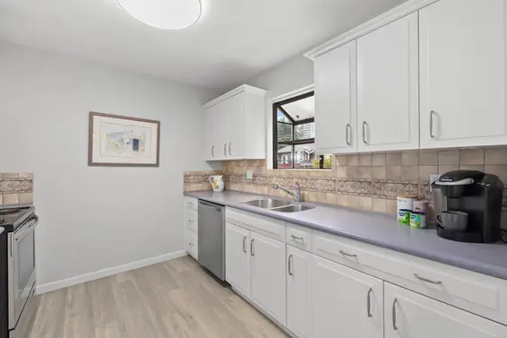 19 220 East 4th Street, North Vancouver For Sale - image 10