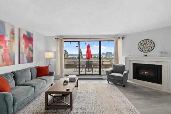 19 220 East 4th Street, North Vancouver For Sale - image 4