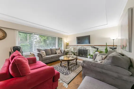842 East 29Th Street, North Vancouver For Sale - image 3