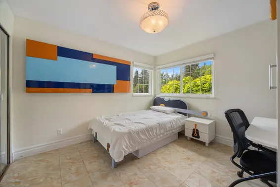 1766 Emerson Court, North Vancouver For Sale - image 19