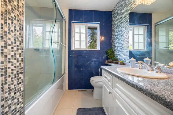 1766 Emerson Court, North Vancouver For Sale - image 21