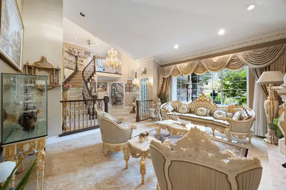 1766 Emerson Court, North Vancouver For Sale - image 3