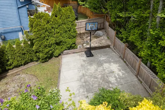 1766 Emerson Court, North Vancouver For Sale - image 37