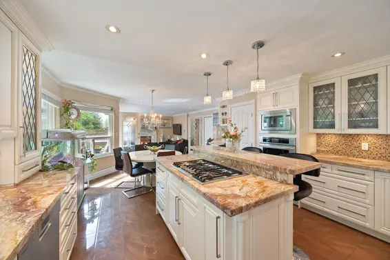 1766 Emerson Court, North Vancouver For Sale - image 8