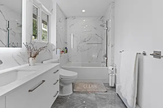 4757 Woodgreen Drive, West Vancouver For Sale - image 24