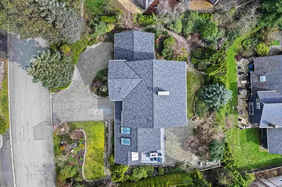 4757 Woodgreen Drive, West Vancouver For Sale - image 39