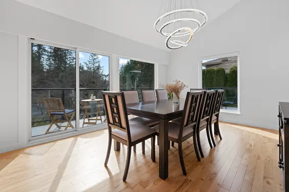 4757 Woodgreen Drive, West Vancouver For Sale - image 8