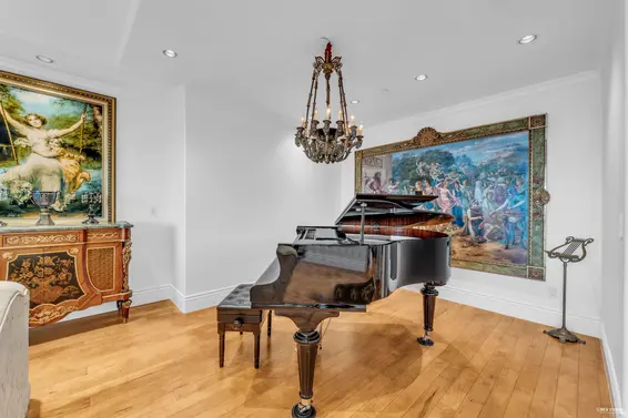 1525 Errigal Place, West Vancouver For Sale - image 11