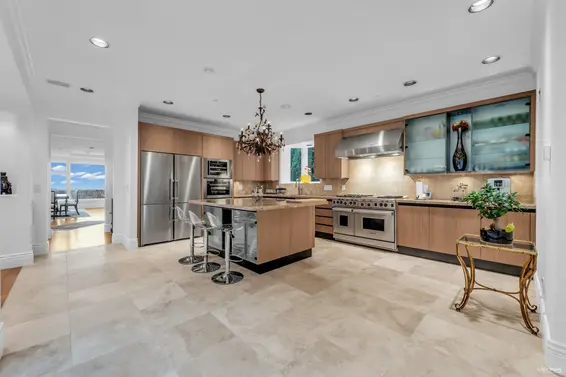 1525 Errigal Place, West Vancouver For Sale - image 14