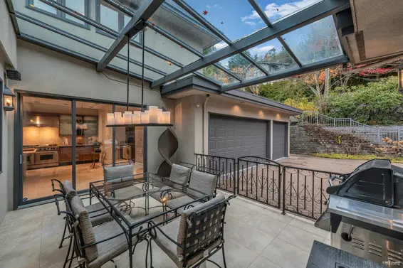 1525 Errigal Place, West Vancouver For Sale - image 16