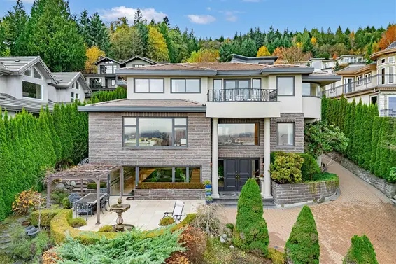 1525 Errigal Place, West Vancouver For Sale - image 2