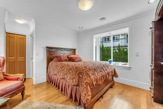 1525 Errigal Place, West Vancouver For Sale - image 30