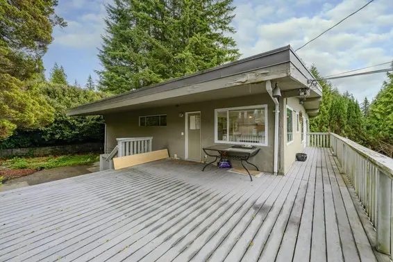 422 Genoa Crescent, North Vancouver For Sale - image 33