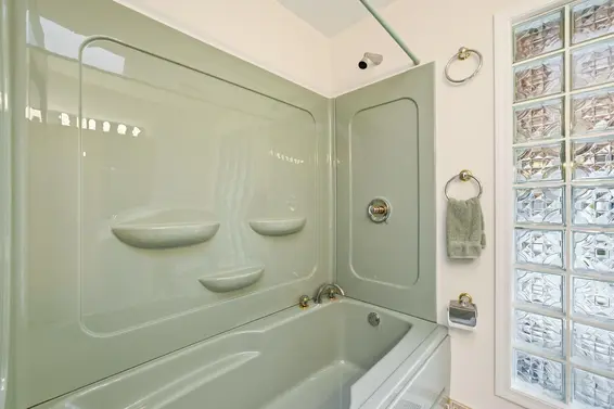 2522 Bronte Drive, North Vancouver For Sale - image 13