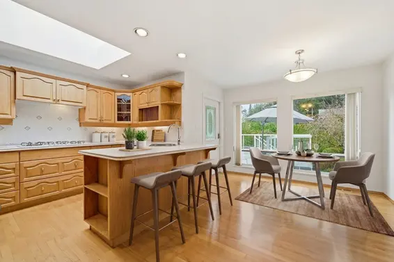 2522 Bronte Drive, North Vancouver For Sale - image 7