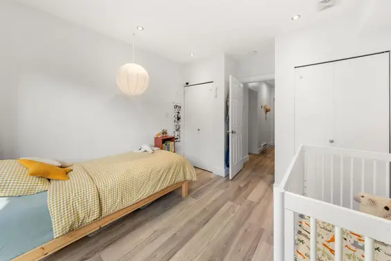 19 2133 St George's Avenue, North Vancouver For Sale - image 30