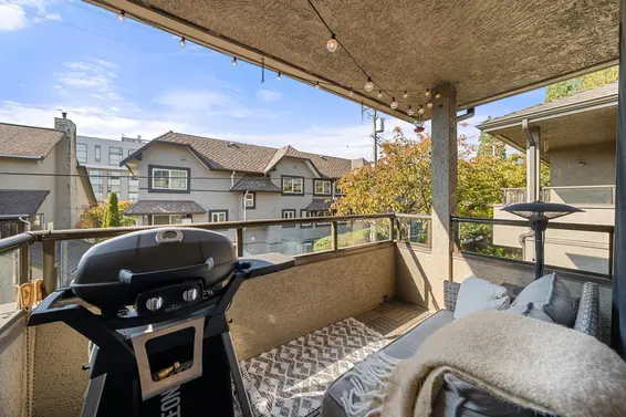 19 2133 St George's Avenue, North Vancouver For Sale - image 33