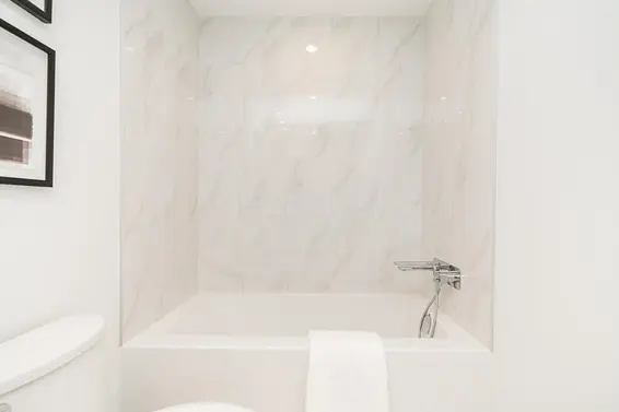 2 434 East 1st Street, North Vancouver For Sale - image 12