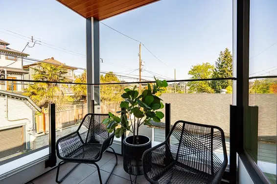 2 434 East 1st Street, North Vancouver For Sale - image 14