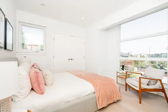 2 434 East 1st Street, North Vancouver For Sale - image 17