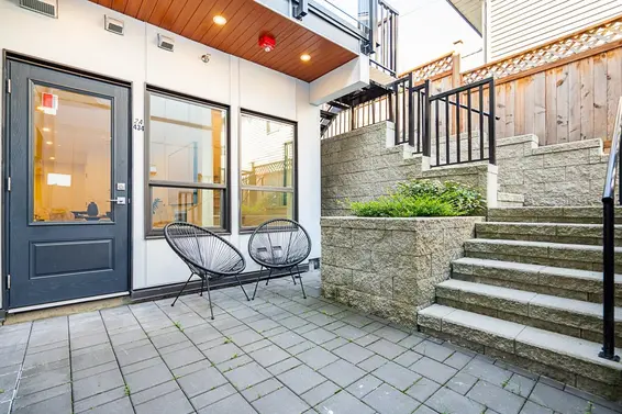 2 434 East 1st Street, North Vancouver For Sale - image 33