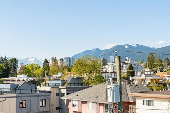 2 434 East 1st Street, North Vancouver For Sale - image 38