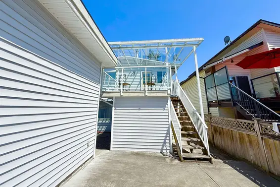 1717 Tatlow Avenue, North Vancouver For Sale - image 21