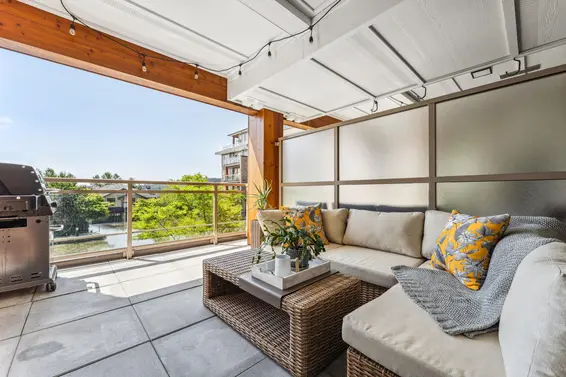 215 3602 Aldercrest Drive, North Vancouver For Sale - image 25