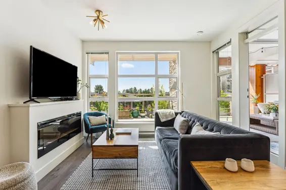 215 3602 Aldercrest Drive, North Vancouver For Sale - image 6