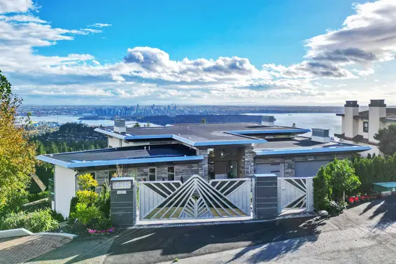 1416 Sandhurst Place, West Vancouver