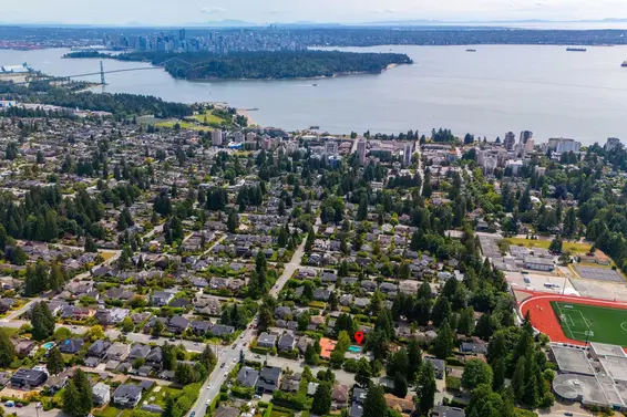 1580 Mathers Avenue, West Vancouver For Sale - image 37