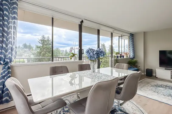 605 555 13th Street, West Vancouver For Sale - image 7