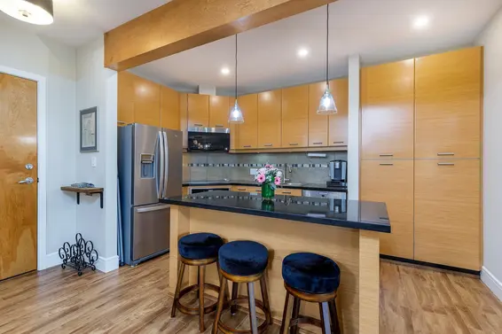 301 560 Raven Woods Drive, North Vancouver For Sale - image 12